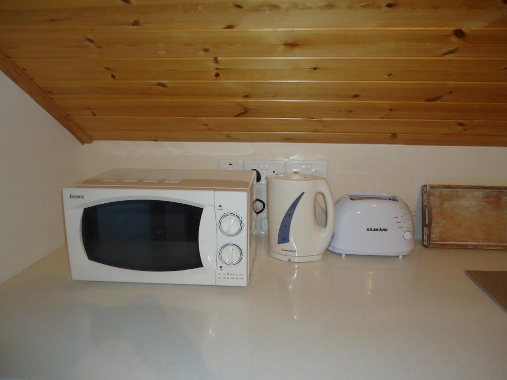 Petralona Apartment Agios Athanasios Exterior foto
