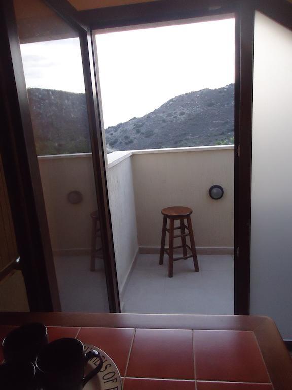 Petralona Apartment Agios Athanasios Exterior foto